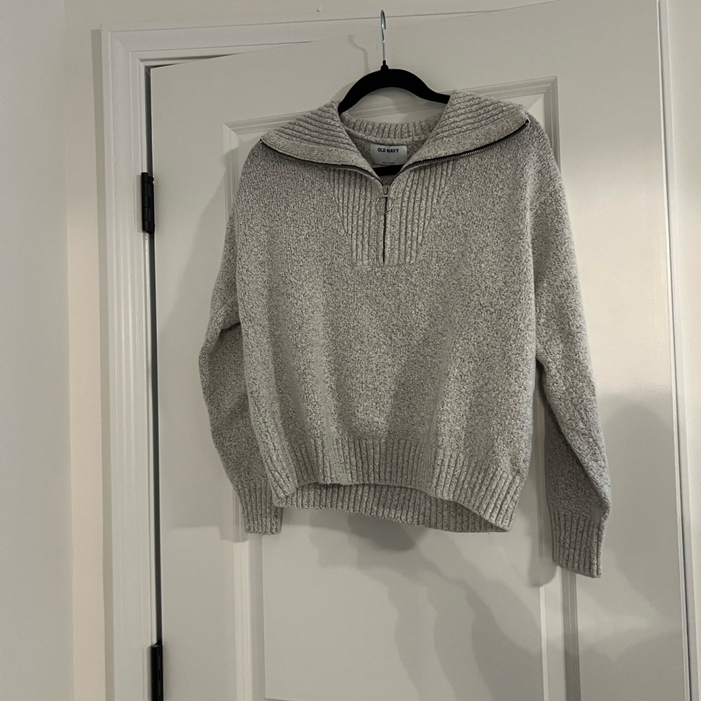 Old Navy Light Gray Ribbed Zip Sweater - Picture 1 of 4